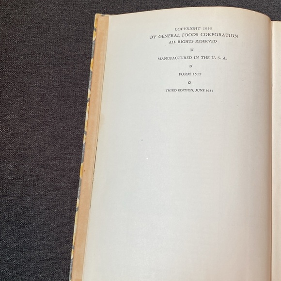 1930’s Vintage Cookbooks!! - Picture 3 of 7